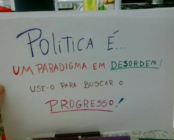 #minhapolitica Francielly Lima, integrante da Liga SUPERextraordinária, no Facebook #minhapolitica Francielly Lima, integrante da Liga SUPERextraordinária, no Facebook