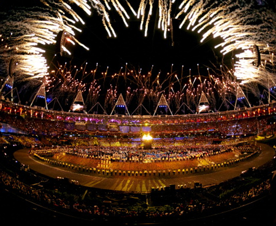 No dia 27 de julho, o mundo acompanhou a cerimônia de abertura das Olimpíadas de Londres. No dia 27 de julho, o mundo acompanhou a cerimônia de abertura das Olimpíadas de Londres.