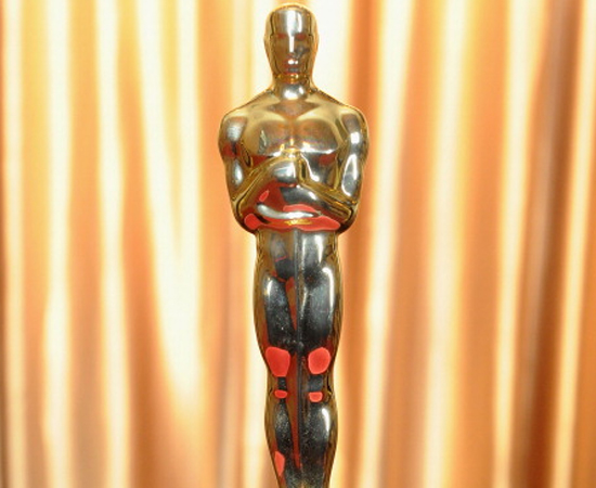 PRÊMIOS - Os filmes da franquia Alien foram nominados a 11 prêmios Oscar, mas somente o primeiro filme recebeu um troféu, o de Efeitos Visuais. PRÊMIOS - Os filmes da franquia Alien foram nominados a 11 prêmios Oscar, mas somente o primeiro filme recebeu um troféu, o de Efeitos Visuais.