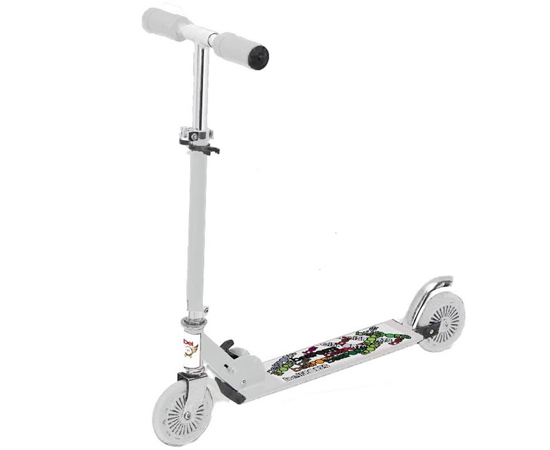 PATINETE - Houve uma época em que toda criança queria ir para a escola andando em um desses. Provavelmente, os pais não entendiam o porquê da modinha e acabavam comprando outros presentes. PATINETE - Houve uma época em que toda criança queria ir para a escola andando em um desses. Provavelmente, os pais não entendiam o porquê da modinha e acabavam comprando outros presentes.