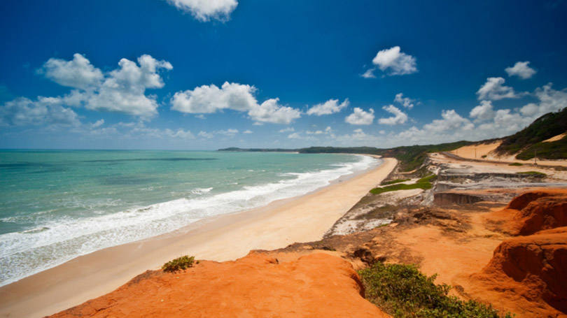 6 - Praia do Madeiro