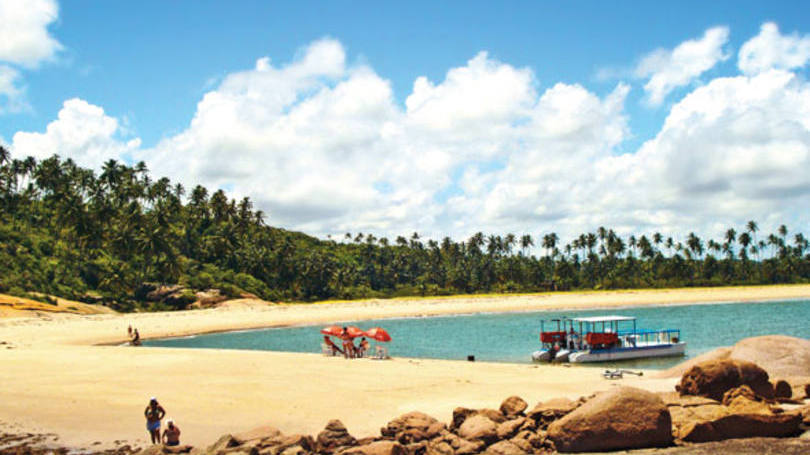 7 - Praia dos Carneiros