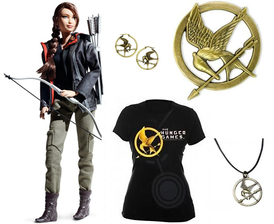 PRODUTOS - Apesar de ser uma saga recente, Jogos Vorazes já tem vários produtos. São broches, camisetas, agenda e bijuterias.