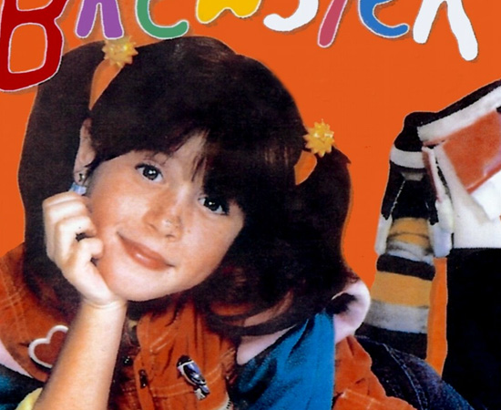 Punky, a Levada da Breca (1984) é uma série de TV sobre uma garota adotada por um fotógrafo. Punky, a Levada da Breca (1984) é uma série de TV sobre uma garota adotada por um fotógrafo.