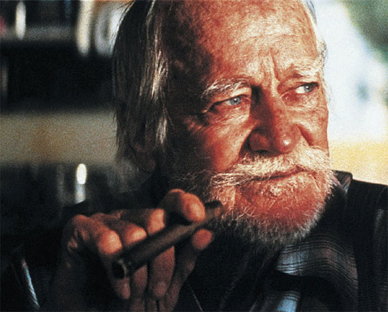 MELHOR ATOR - O indicado mais velho da categoria é Richard Farnsworth. O ator tinha 79 anos quando recebeu a notícia de que havia sido nomeado pelo seu papel no filme Uma história real (1999), de David Lynch.