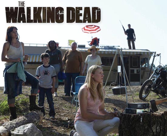 SÉRIE DE TV - O programa, com roteiro adaptado da HQ, estreou em 2010 pelo canal americano AMC. O sucesso foi tão grande que a série já tem até a quarta temporada confirmada. SÉRIE DE TV - O programa, com roteiro adaptado da HQ, estreou em 2010 pelo canal americano AMC. O sucesso foi tão grande que a série já tem até a quarta temporada confirmada.