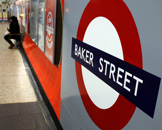 A Baker Street Tube Station é uma das estações originais da linha Metropolitan Railway, a primeira linha subterrânea do mundo, inaugurada em 1863.