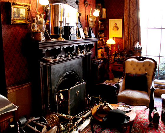 A decoração do Museu Sherlock Holmes inspirou a cenografia da mini-série Sherlock da BBC.
