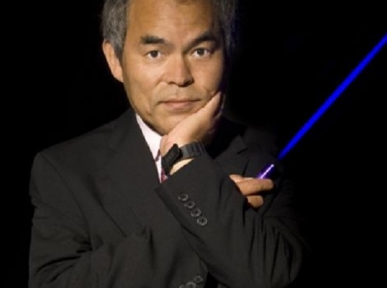 O engenheiro Shuji Nakamura  foi um dos vencedores do Nobel de Física.