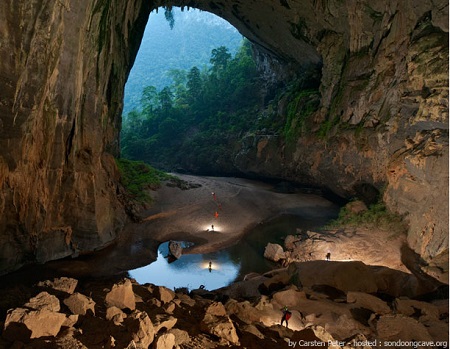 A Caverna Son Doong, no Vietnã, ganhou fama mundial depois de ser palco para fotos incríveis, como a mostrada nesta galeria. Descoberta em 1991, atualmente ocupa o posto de maior caverna do mundo.