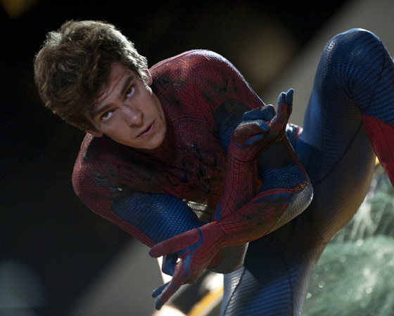 E Andrew Garfield ganha muitos pontos de originalidade, num papel em que era difícil se desvencilhar da interpretação já icônica de Tobey Maguire. Para mim, ele sempre será o Peter Parker, disse o ator.