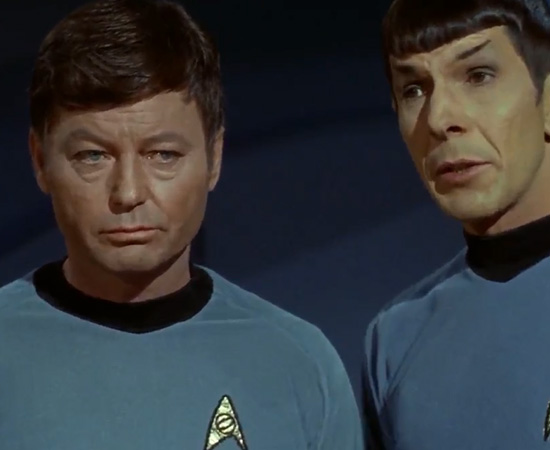 ‘Spock, faça-me o favor. Não diga que isso é fascinante.’ - Dr. Leonard ‘Bones’ McCoy