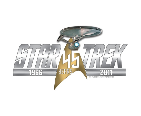 STAR TREK - A saga começou com a série clássica de TV, lançada em 1966, que durou três temporadas. O idealizador do projeto, Gene Roddenberry, escreveu os primeiros rascunhos ainda em 1961. A série conta a história dos tripulantes da nave Enterprise, que viaja pelo espaço em uma missão exploratória.