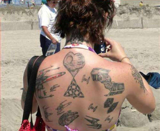 Tatuar uma referência a Star Wars não é suficiente? Tatue todas! Tatuar uma referência a Star Wars não é suficiente? Tatue todas!