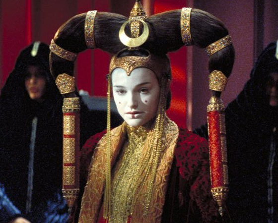 ´É assim que a liberdade morre. Em meio a aplausos estrondosos´ - Padmé Amidala