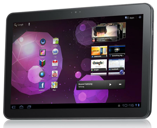 Honeycomb, o esperado Android 3.0 foi lançado no dia 10 de maio de 2011. O sistema operacional foi reformulado novamente para ter mais compatibilidade com telas de tablets. Os maiores destaques da versão foram: a possibilidade de customização da tela principal e a opção de compartilhamento por bluetooth.
