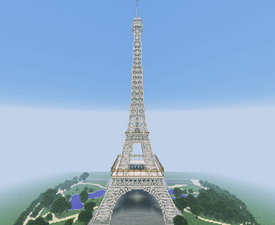 Esta é a representação da Torre Eiffel, feita por um jogador de Minecraft.