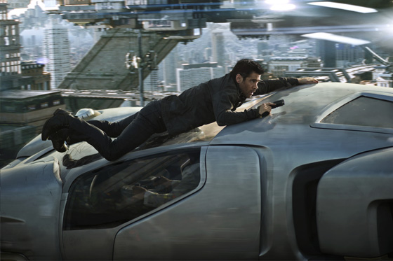 O diretor Len Wiseman construiu o maior número de sets possível, em vez de optar pela computação gráfica. Os carros voadores, por exemplo, foram construídos e colocados sobre carros de corrida. Nós tivemos dois carros que se chocam um contra o outro e devo dizer que eu não estava me sentindo muito corajoso naquele dia, diz o protagonista. O diretor Len Wiseman construiu o maior número de sets possível, em vez de optar pela computação gráfica. Os carros voadores, por exemplo, foram construídos e colocados sobre carros de corrida. Nós tivemos dois carros que se chocam um contra o outro e devo dizer que eu não estava me sentindo muito corajoso naquele dia, diz o protagonista.