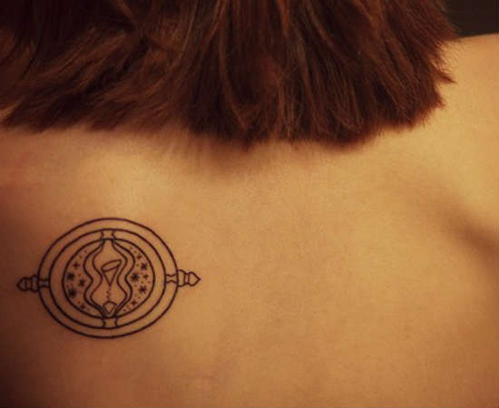 Ainda para fãs de Potter, um Viratempo estilizado. Ainda para fãs de Potter, um Viratempo estilizado.
