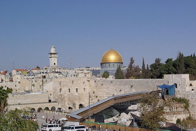 640px-Jerusalem_Dome_of_the_rock_BW_13