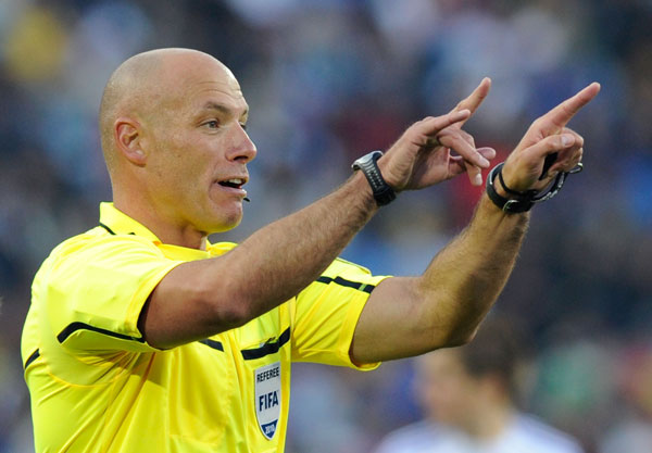 arbrito-ingles-howard-webb