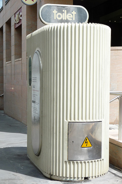 Quatro perguntas essenciais sobre banheiro público