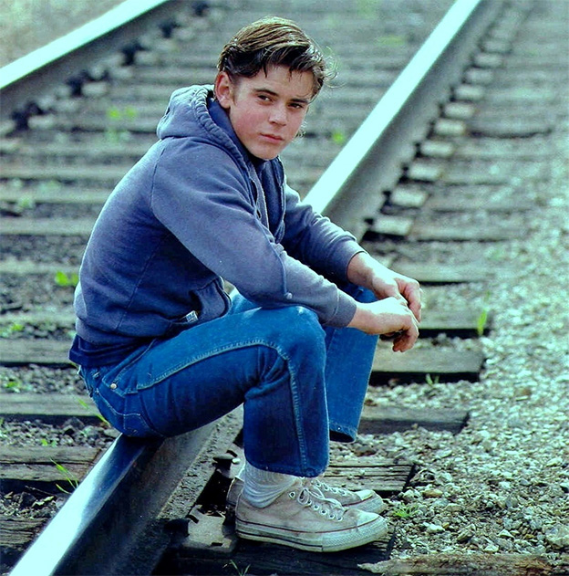 c_thomas_howell