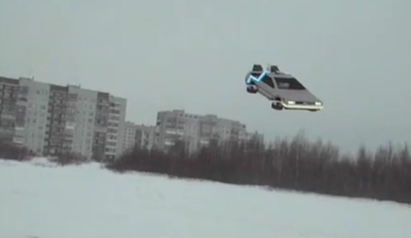 Russos constroem DeLorean voador