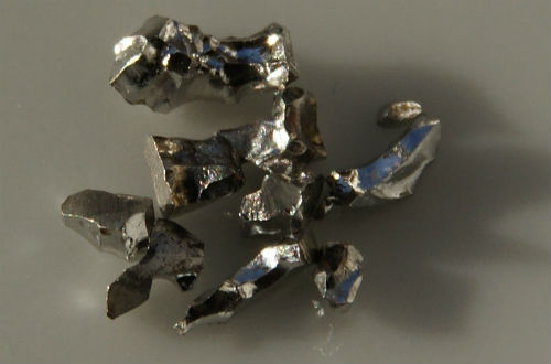 Iridium_crystals