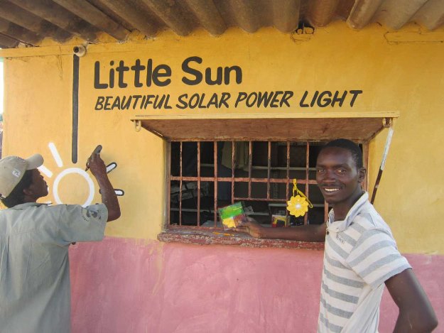 little-sun-leva-energia-solar-africa-super