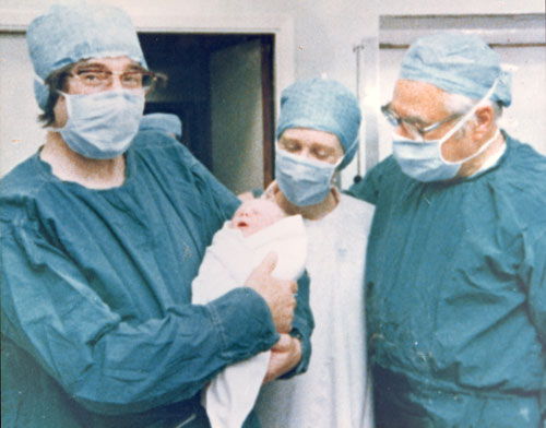 Louise Brown, o primeiro bebê de proveta, fertilização in-vitro