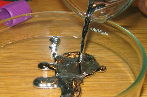 pouring_liquid_mercury_bionerd