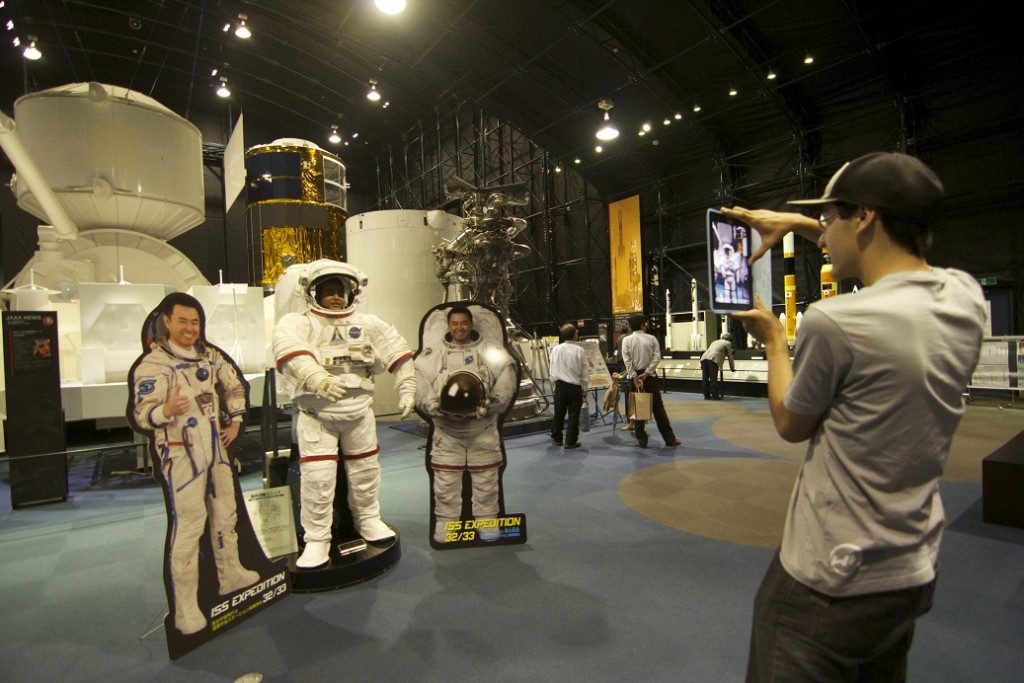 Os aspirantes a astronauta de Ubatuba se divertem no Japão
