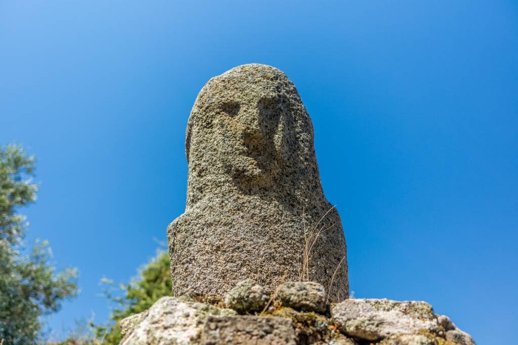 Amazing prehistoric statues in the Corsica hills - 2