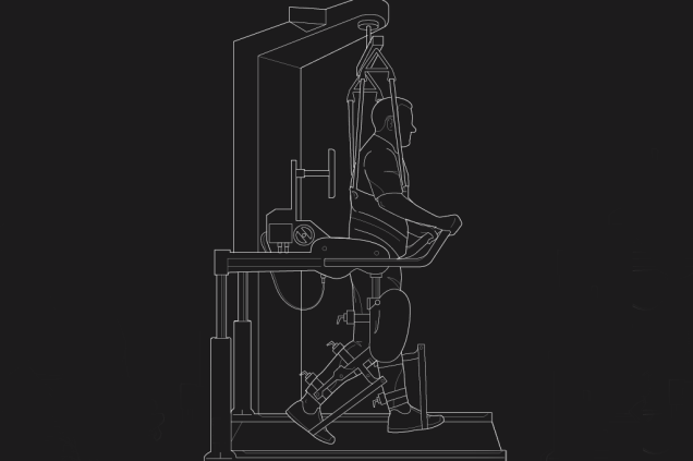Na sequência, ele passa para o Lokomat, uma máquina para movimentar as pernas paralisadas numa esteira, com o paciente auxiliado por alças suspensas.