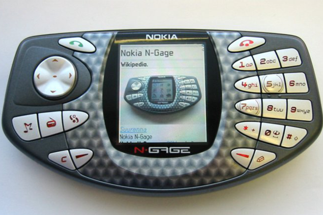 N'Gage, o videogame portátil da Nokia foi lançado em 2003 e chegou ao Brasil custando a bagatela de R$ 1.300 N'Gage, o videogame portátil da Nokia foi lançado em 2003 e chegou ao Brasil custando a bagatela de R$ 1.300
