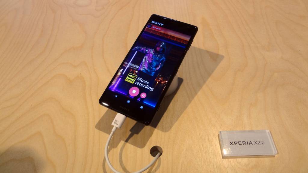 xperia xz2