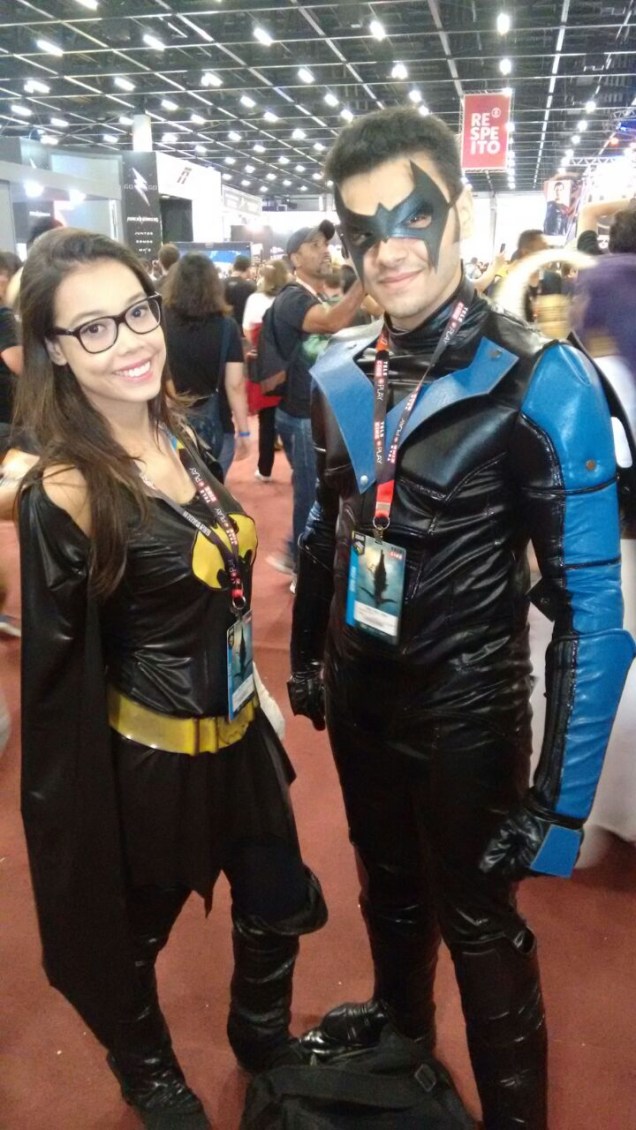 Renato e Gabriella, 19 anos. Batman e Robin