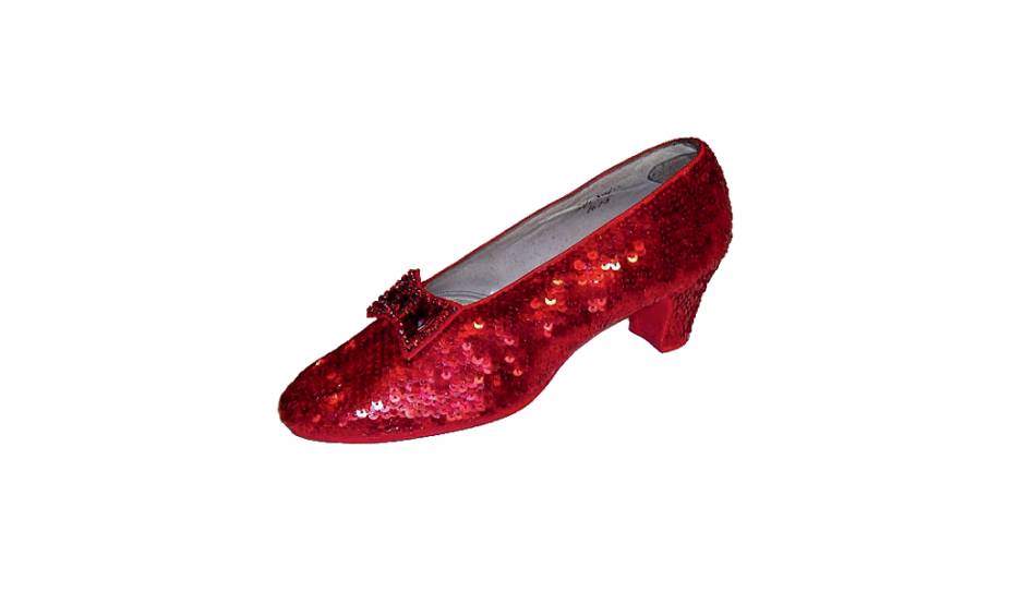 Sapatinhos vermelhos de Dorothy em O Mágico de Oz - Vendidos por R$ 2,6 milhões Sapatinhos vermelhos de Dorothy em O Mágico de Oz - Vendidos por R$ 2,6 milhões
