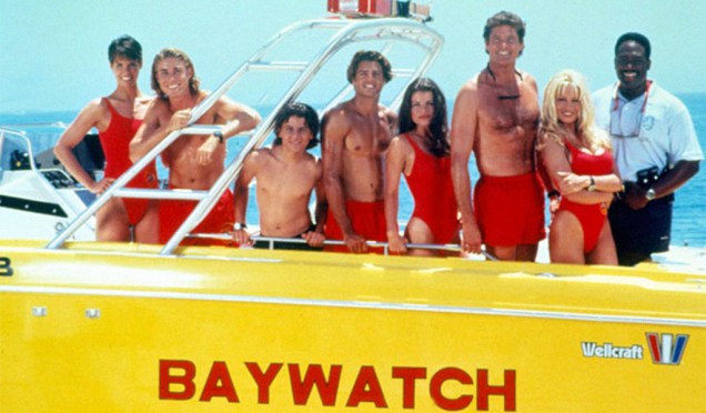 Barco e jet skis de Baywatch - Vendidos por R$ 35,5 mil