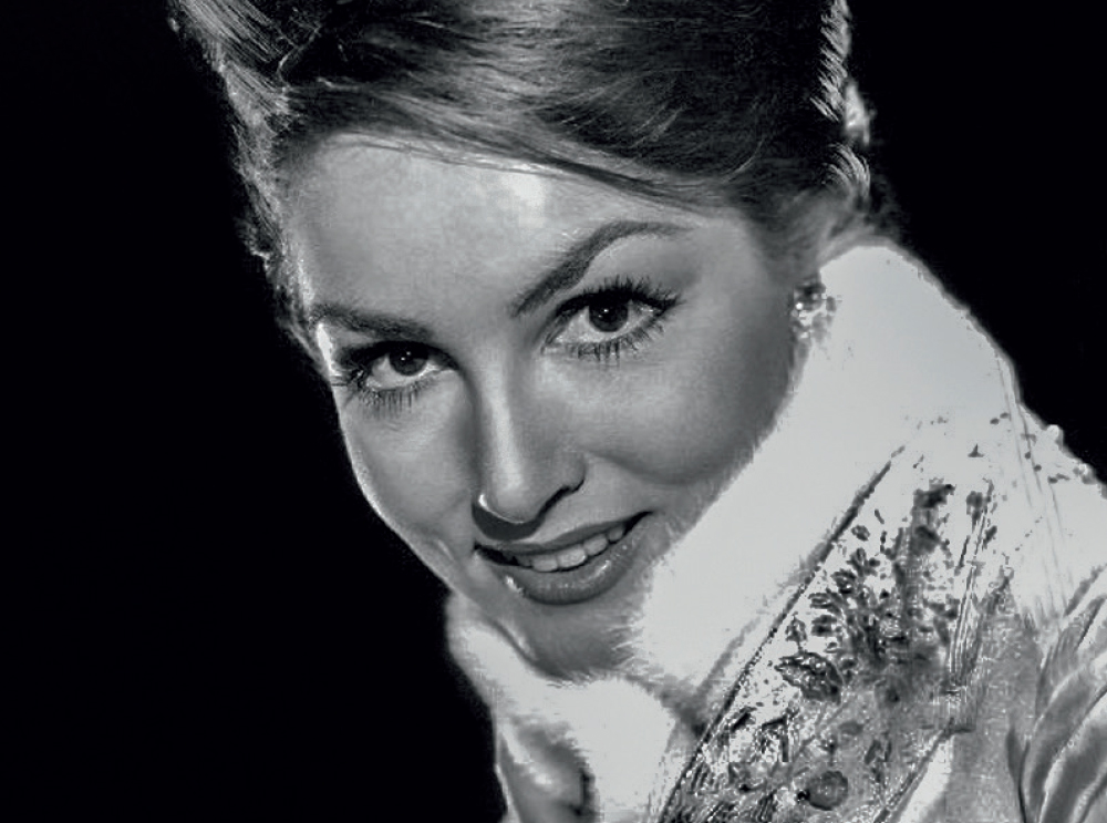 10 astros inventores – Julie Newmar 10 astros inventores – Julie Newmar