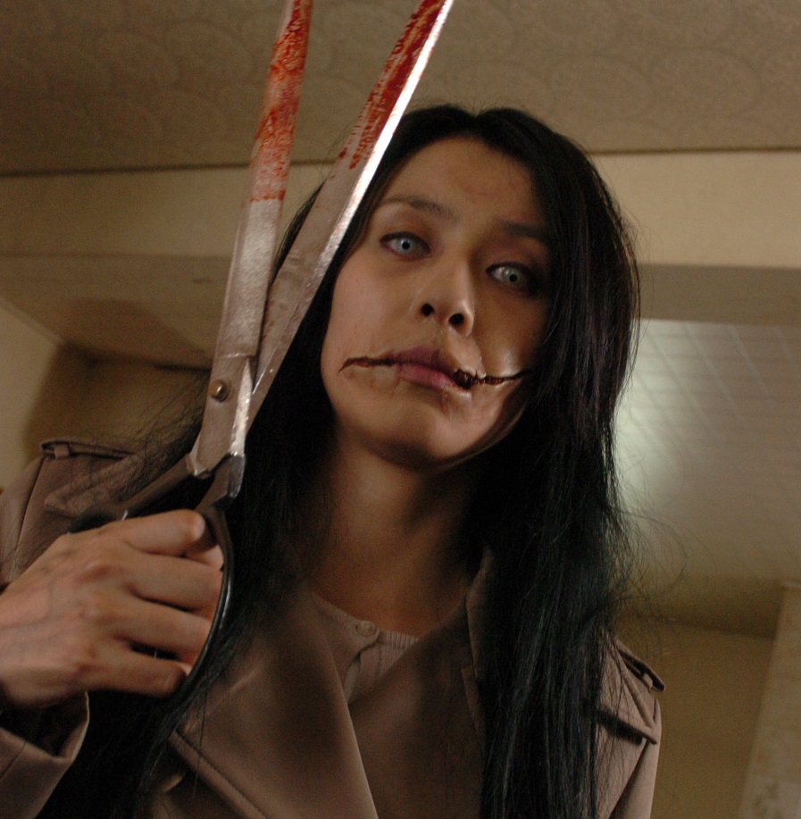 4 kuchisake-onna