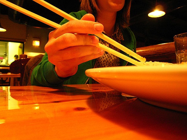 Chopsticks_by_evantroborg3000_in_Chicago_Chinatown
