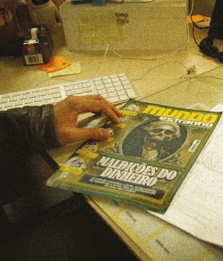 como-feita-capa-mundo-estranho-3