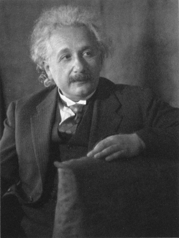 Albert_Einstein,_by_Doris_Ulmann