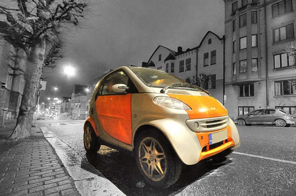 640px-Smart_Car_parked_in_Turku,_Finland
