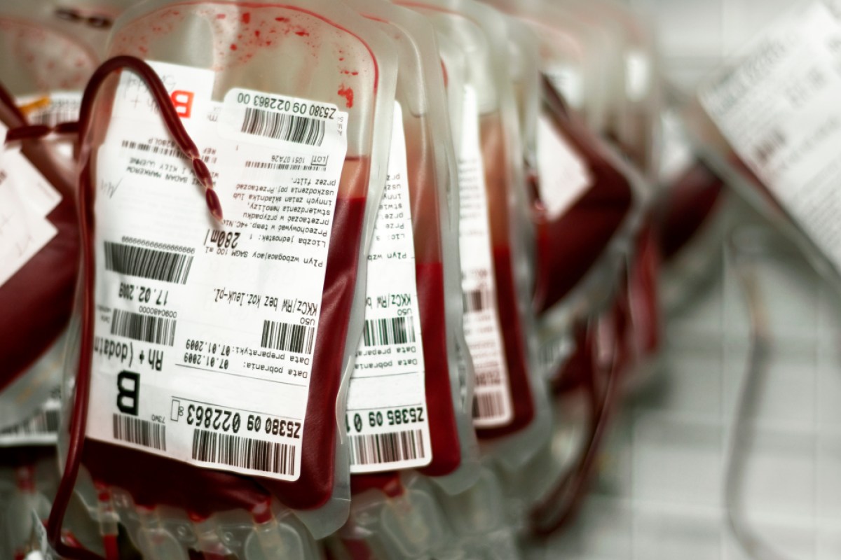 O que acontece com quem recebe uma transfusão de sangue errado? | Super