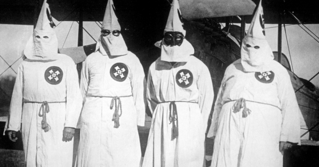 O que foi a Ku Klux Klan? Ela ainda existe? | Super