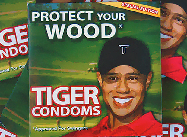 Camisinha Tiger Woods