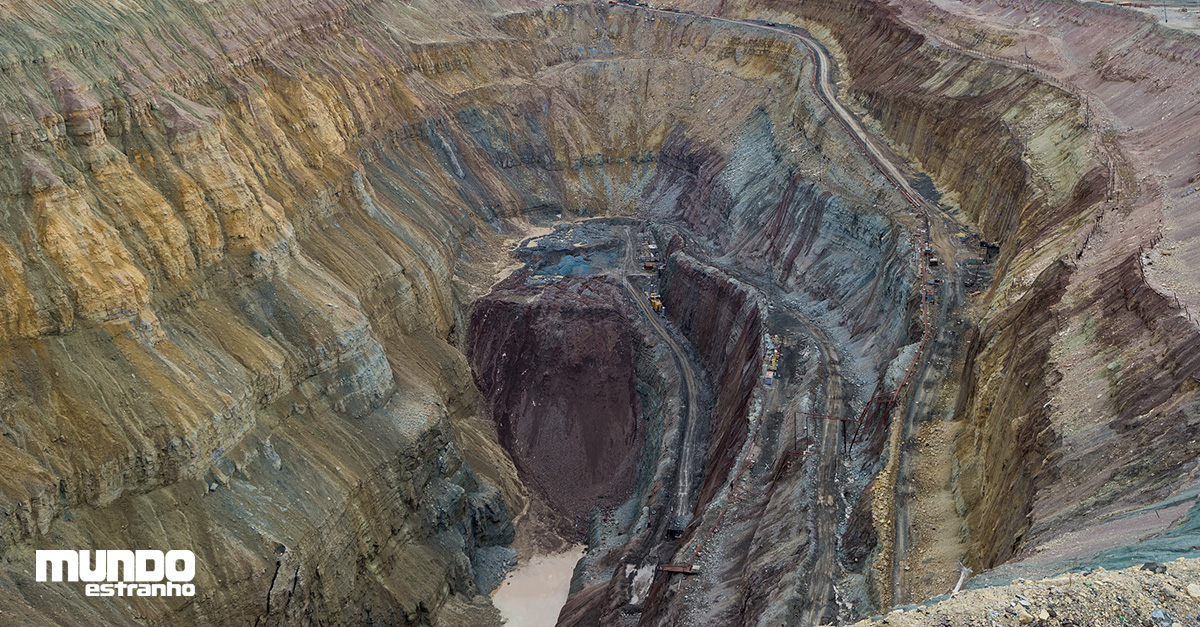 mina de diamantes de pânico: terra escavação e perfurar o seu caminho para  fora - Edição de ouro